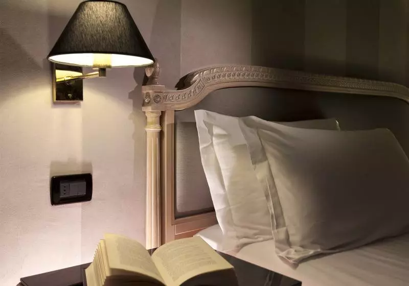 اتاق استاندارد یک نفره, c-hotels Ambasciatori