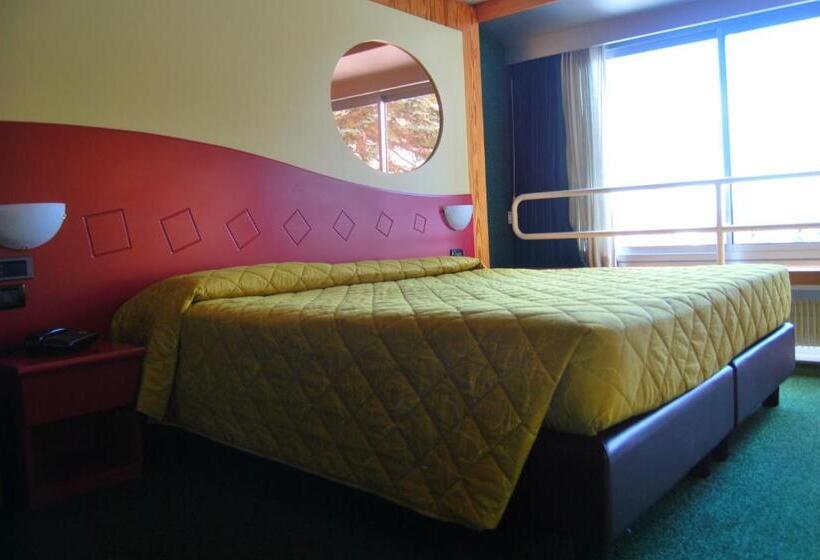 غرفة قياسية, Club Hotel Solaria