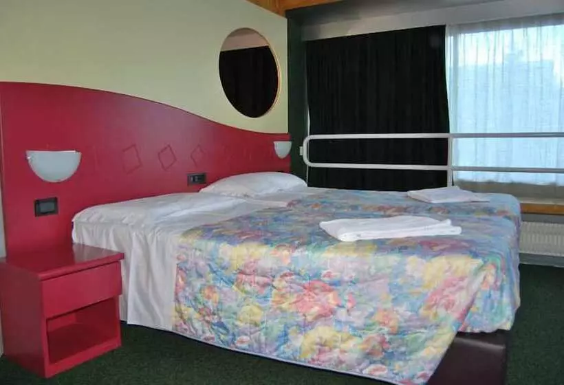 スタンダードトリプルルーム, Club Hotel Solaria