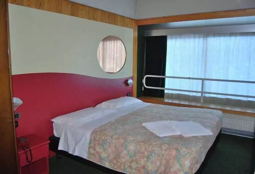 スタンダードトリプルルーム, Club Hotel Solaria