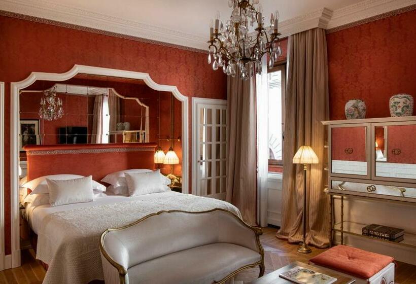 سوییت جونیور, Helvetia&bristol Firenze – Starhotels Collezione