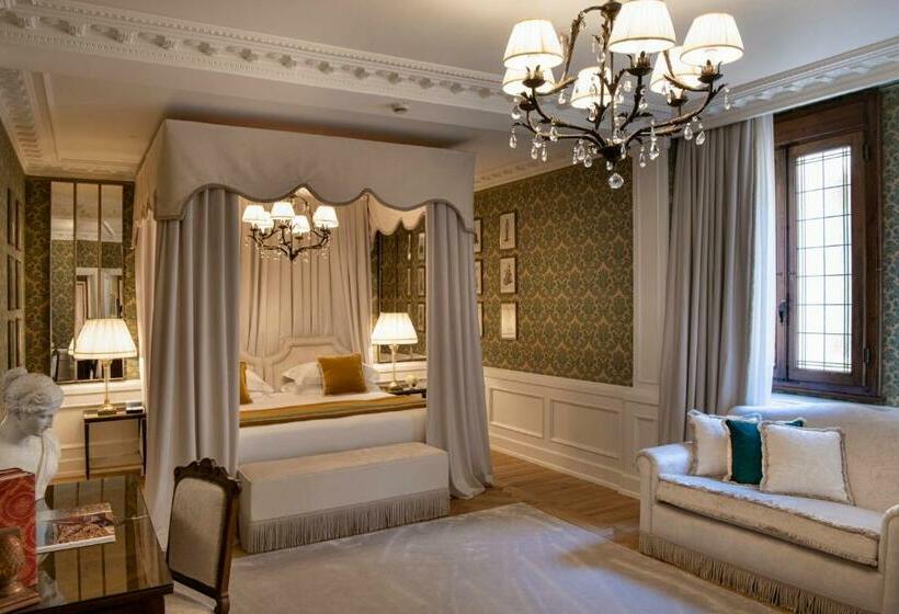 سوییت جونیور, Helvetia&bristol Firenze – Starhotels Collezione