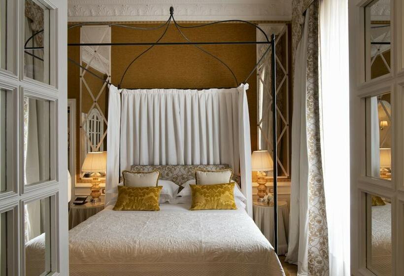 اتاق خانوادگی, Helvetia&bristol Firenze – Starhotels Collezione