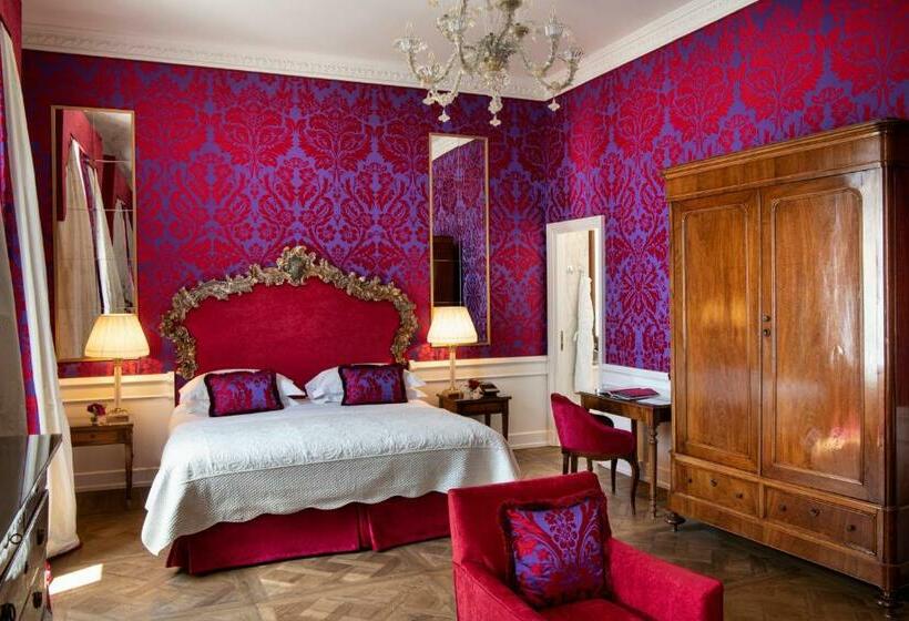 سوئیت جونیور با چشم‌انداز, Helvetia&bristol Firenze – Starhotels Collezione