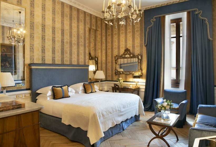 سوئیت جونیور با چشم‌انداز, Helvetia&bristol Firenze – Starhotels Collezione