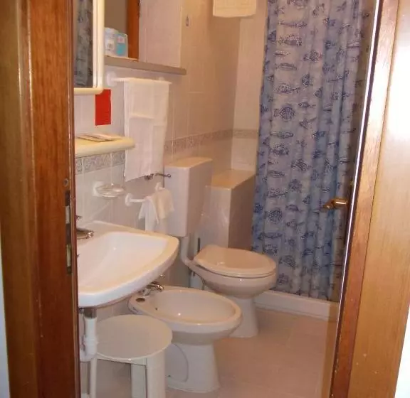 サイドオーシャンビュースタンダードルーム, Albergo Le Briciole