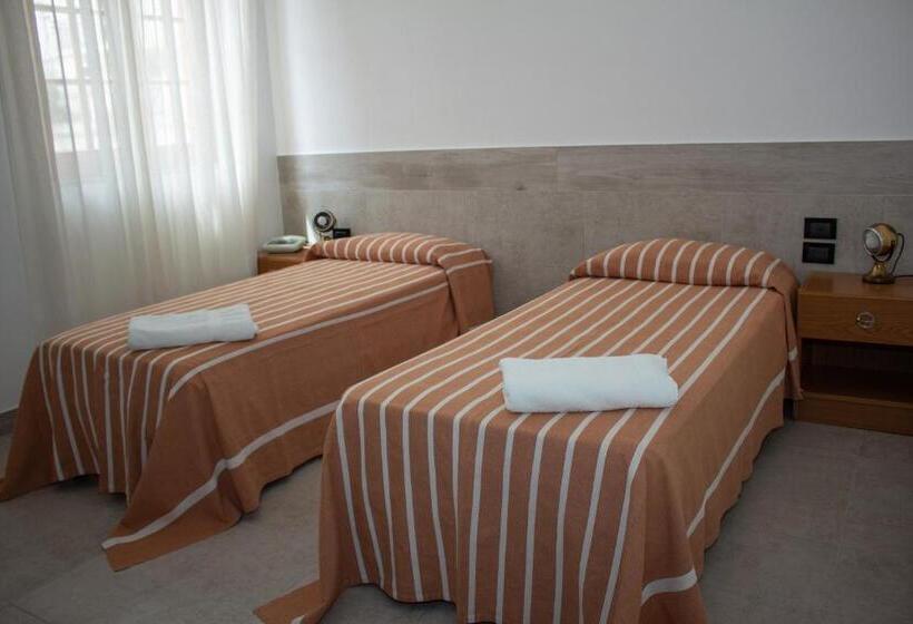 חדר קומפורט, Apeneste