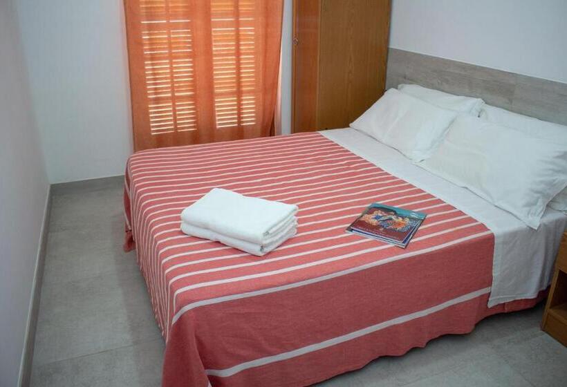 חדר אקונומי, Apeneste