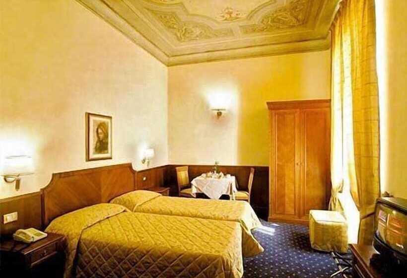 اتاق استاندارد چهار تخته, Arizona