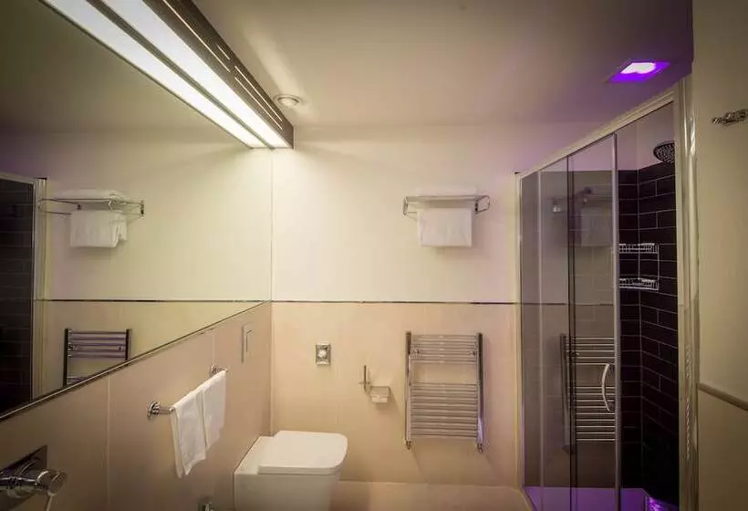 スイート, As Hotel Limbiate Fiera
