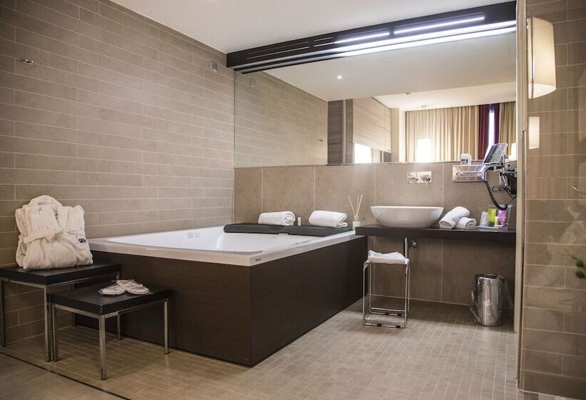 スイート, As Hotel Limbiate Fiera