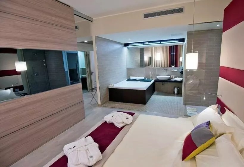スイート, As Hotel Limbiate Fiera