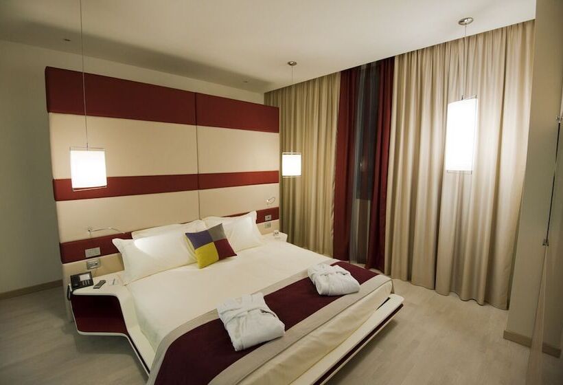 スイート, As Hotel Limbiate Fiera