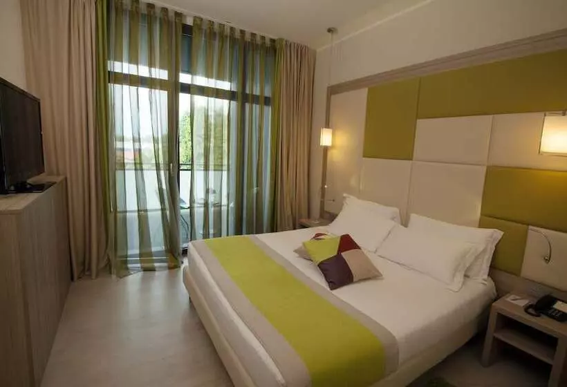 スイート, As Hotel Limbiate Fiera