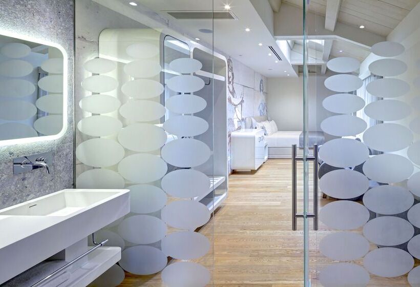 סוויטת ג'וניור, Ausonia Hungaria Wellness & Lifestyle