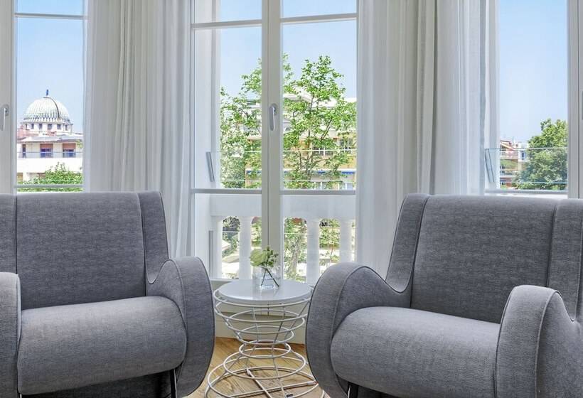Полулюкс, Ausonia Hungaria Wellness & Lifestyle