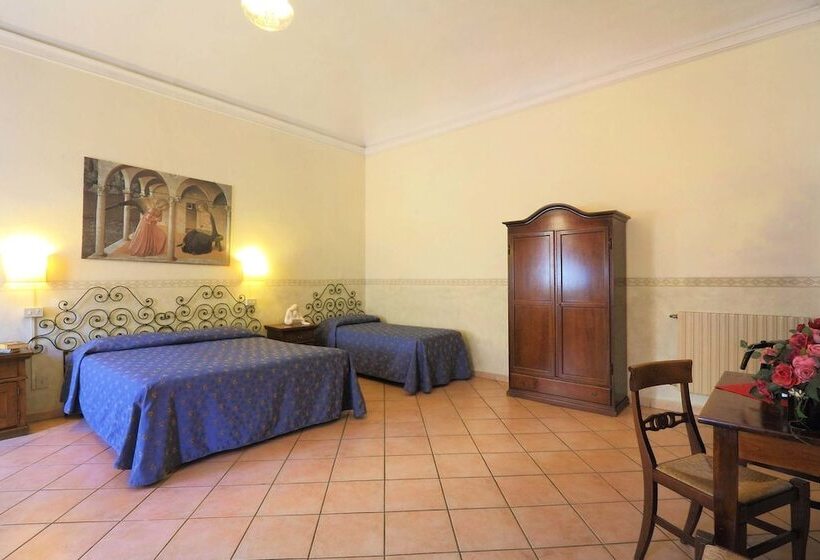 اتاق استاندارد سه نفره, Bavaria