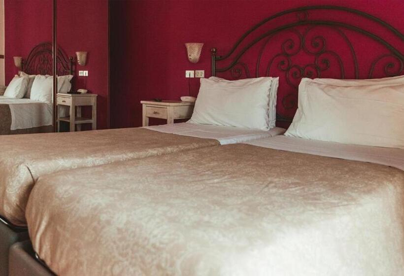 豪华湖景房, Benacus