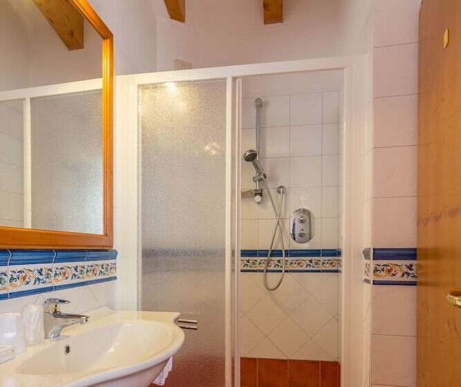 Номер Стандарт Трехместный, Bonapace S