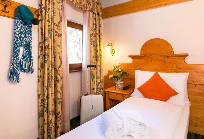 Номер Стандарт Индивидуальный, Bonapace S