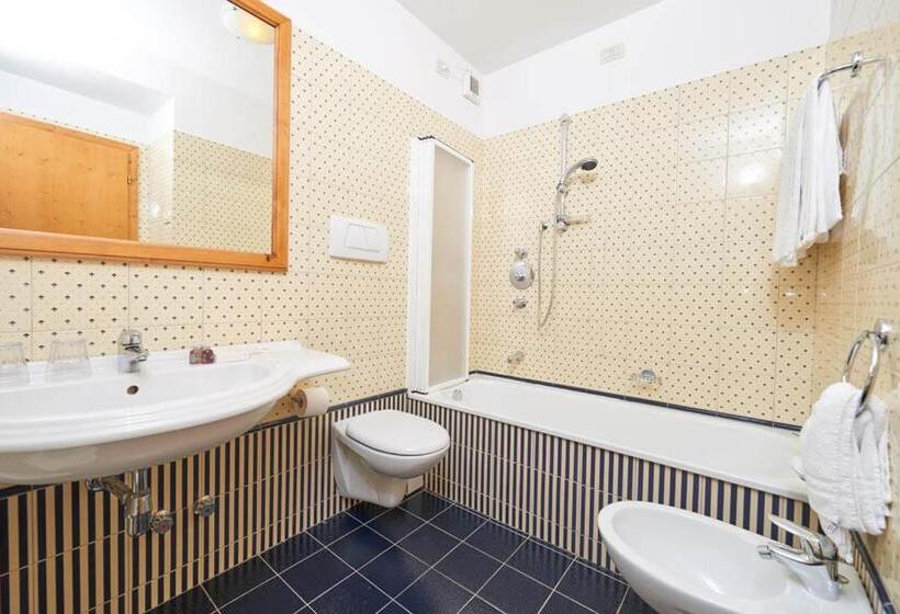 Номер Стандарт Трехместный, Bonapace S