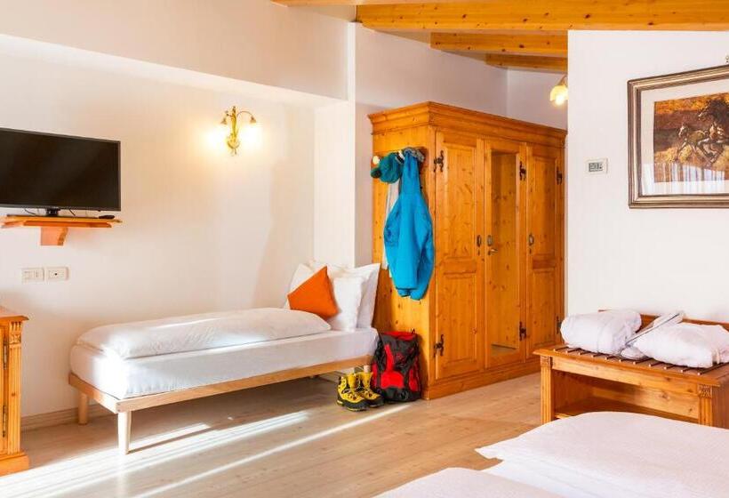 Четырехместный Номер Стандарт, Bonapace S