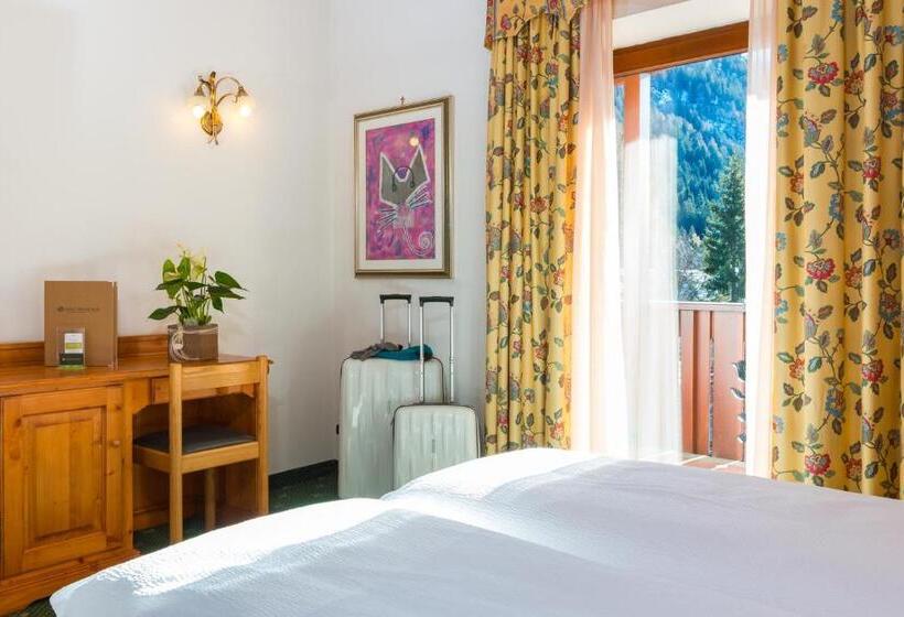 Номер Стандарт, Bonapace S