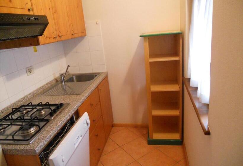 Апартаменты 3 Спальни, Bonapace S