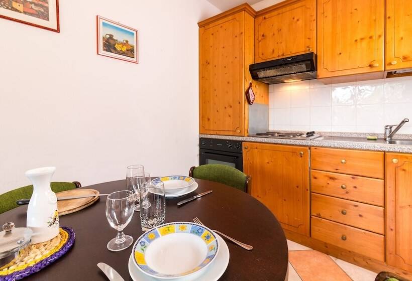 Апартаменты 1 Спальня, Bonapace S