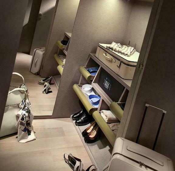 行政房间, Cavour