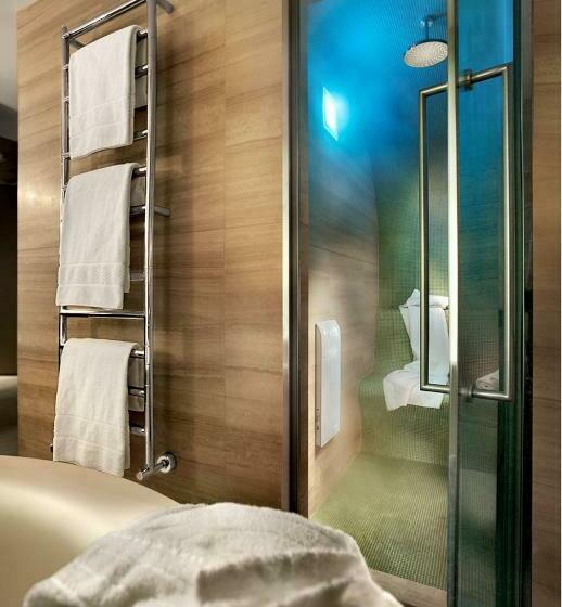 行政房间, Cavour