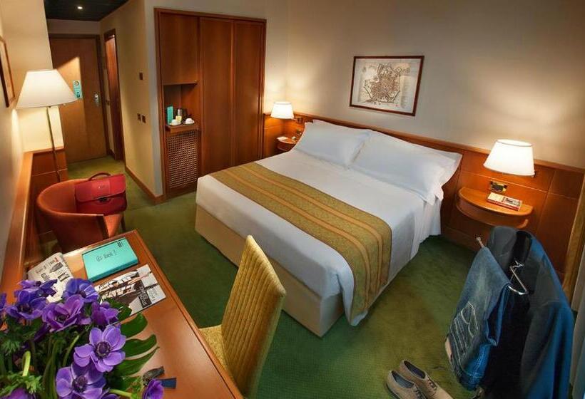 古典房间, Cavour