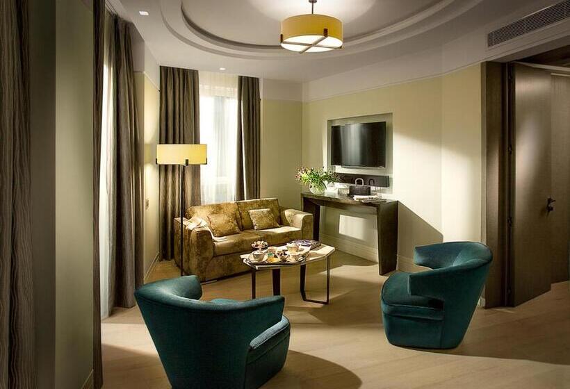 行政套房, Cavour