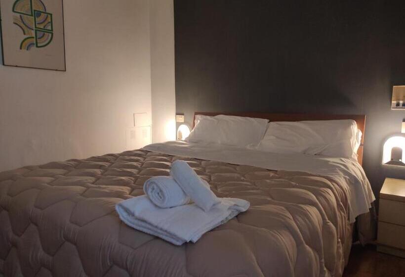 חדר סטנדרט, Centrale