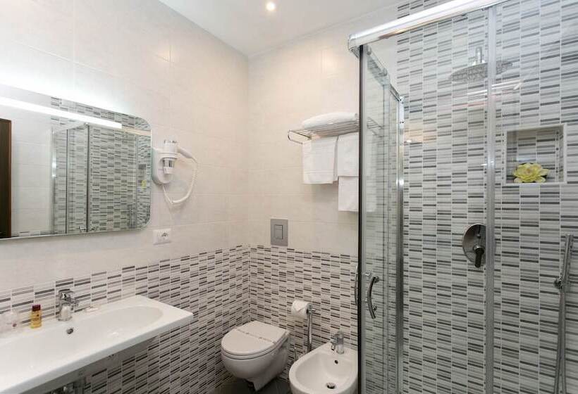 이코노미 룸, Concorde Fiera