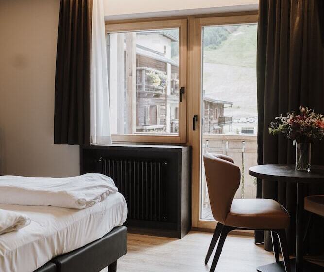 高级大房间, Concordia