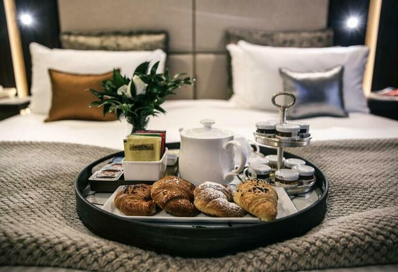 اتاق اجرایی, Dei Cavalieri Milano Duomo