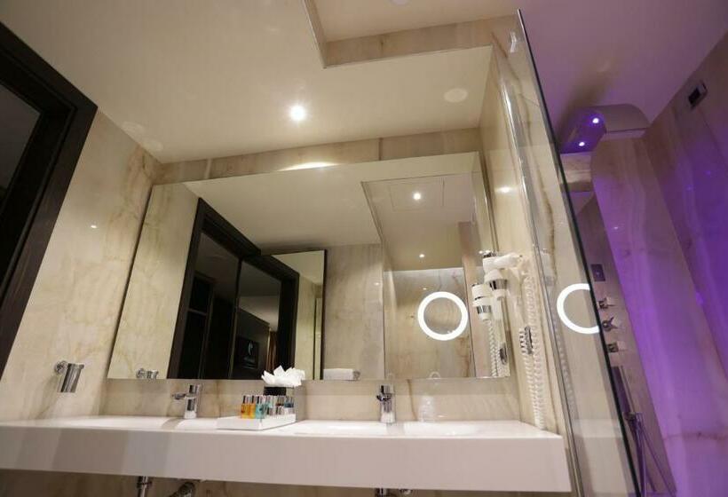 اتاق اجرایی, Dei Cavalieri Milano Duomo