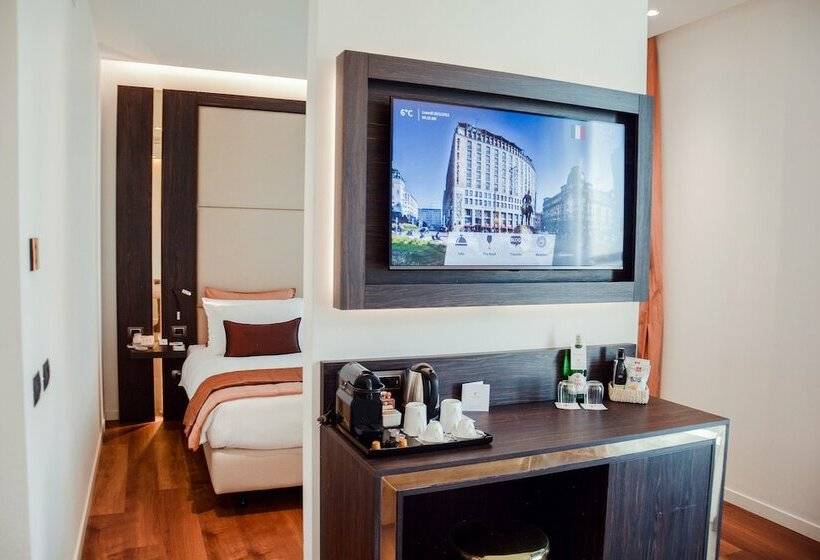 سوییت جونیور, Dei Cavalieri Milano Duomo