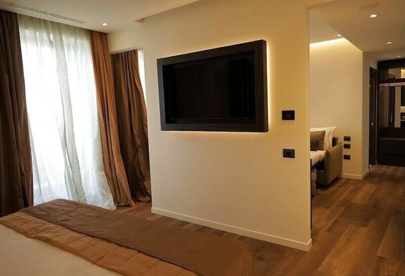 سوییت جونیور, Dei Cavalieri Milano Duomo