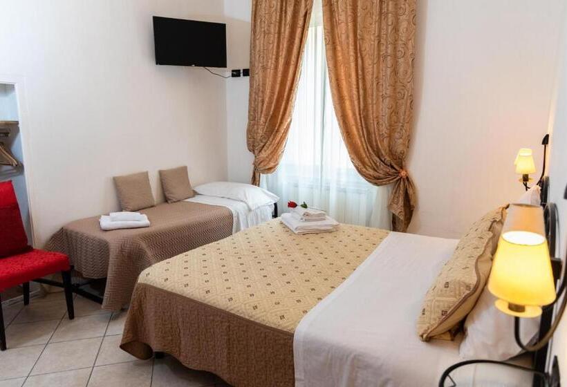 اتاق استاندارد سه نفره, Dei Mori   Guest House