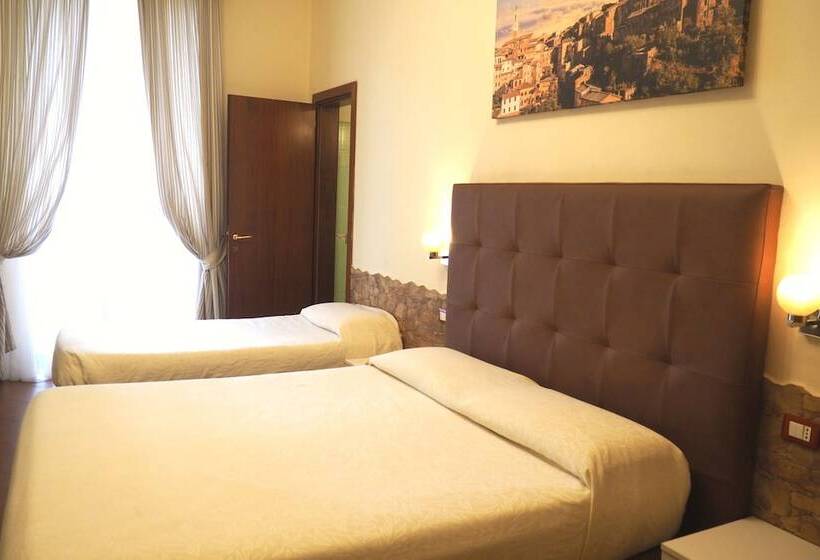 Quarto Triplo Standart, Ester