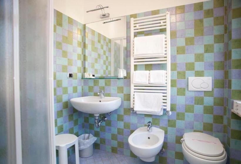 اتاق لوکس, Garden