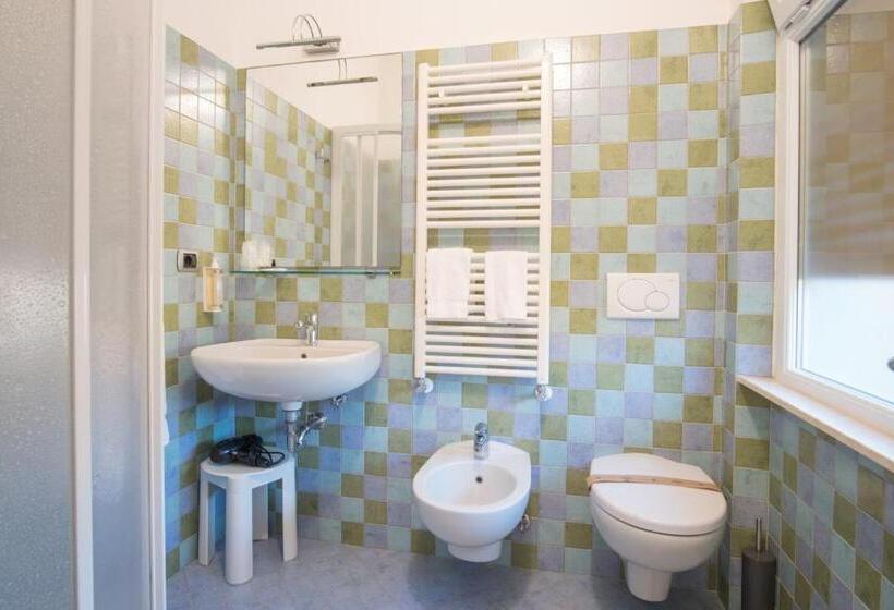 اتاق لوکس, Garden