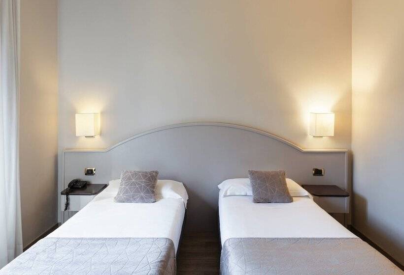 标准三人间, Mokinba Hotels Baviera