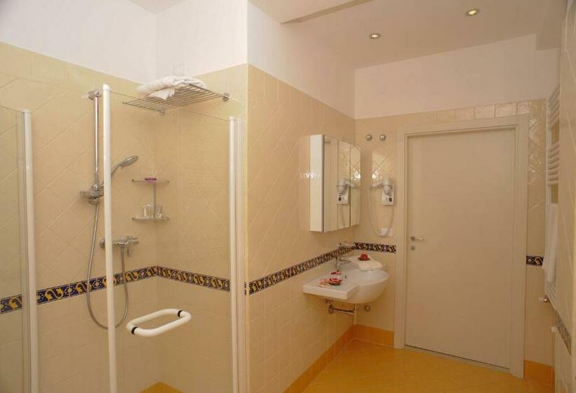 חדר סטנדרט, Prater