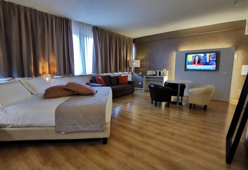 سوییت جونیور, President