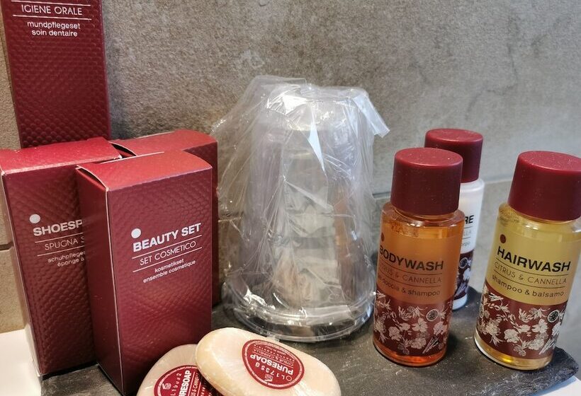 سوییت جونیور, President