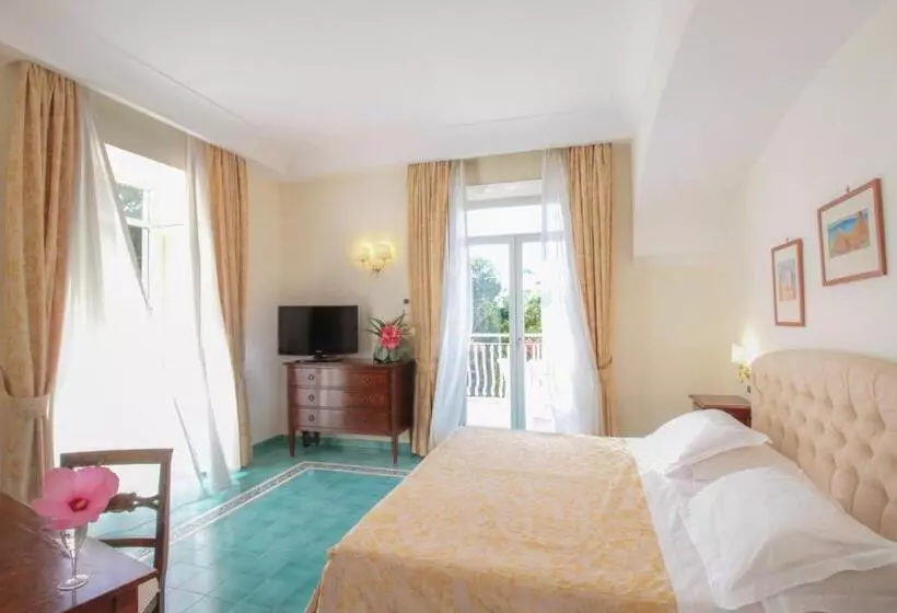 テラス付スイート, Regina Palace Terme