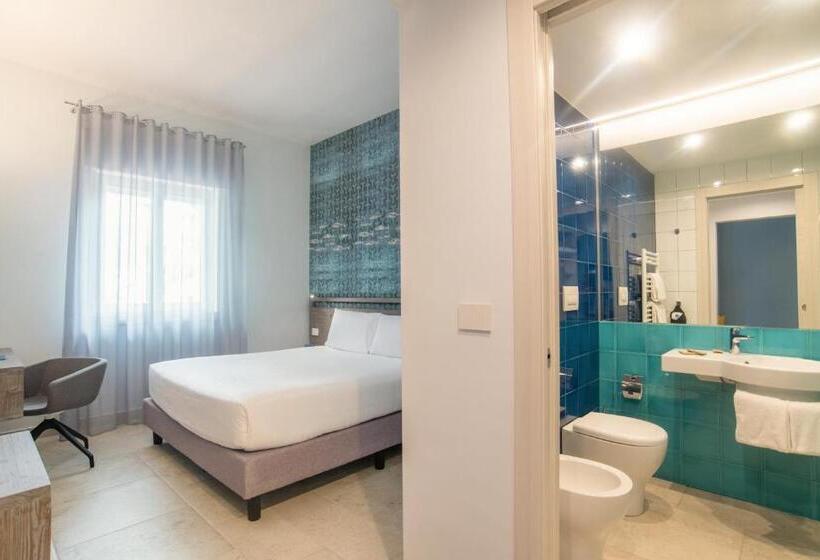 اتاق لوکس, Riva Del Sole